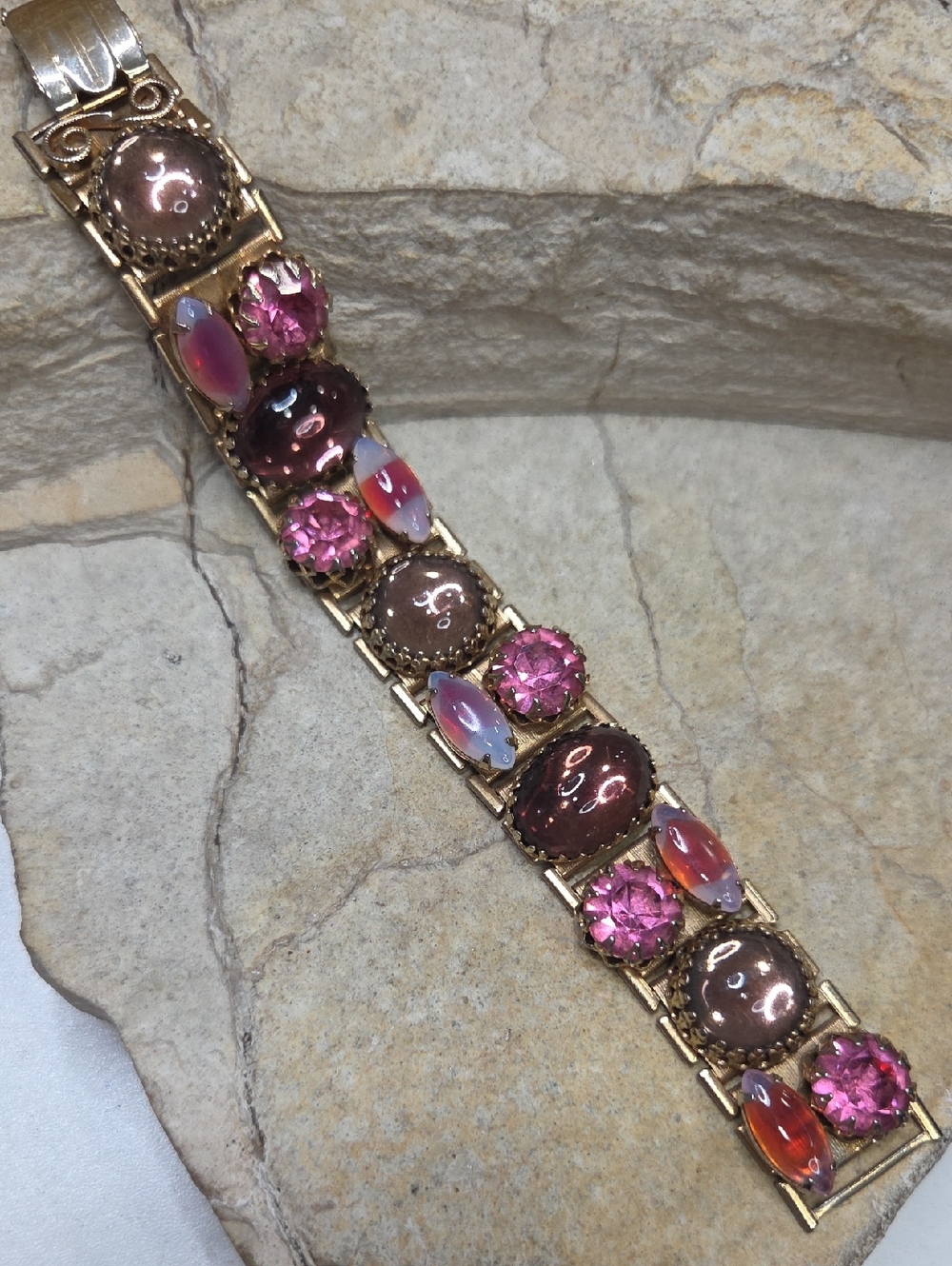 Vintage Juliana Pink Glass Cabochon Bracelet